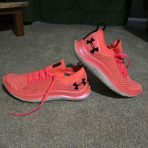 UA FLOW Velociti SE Shoe